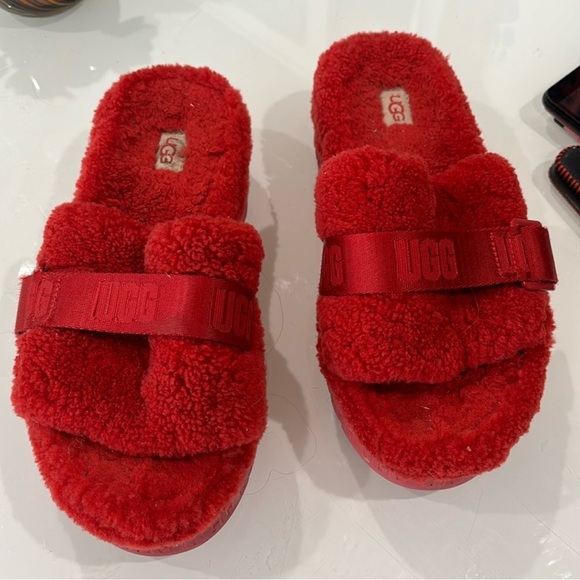 Red Ugg Platform slippers size 8 - Picture 1 of 5
